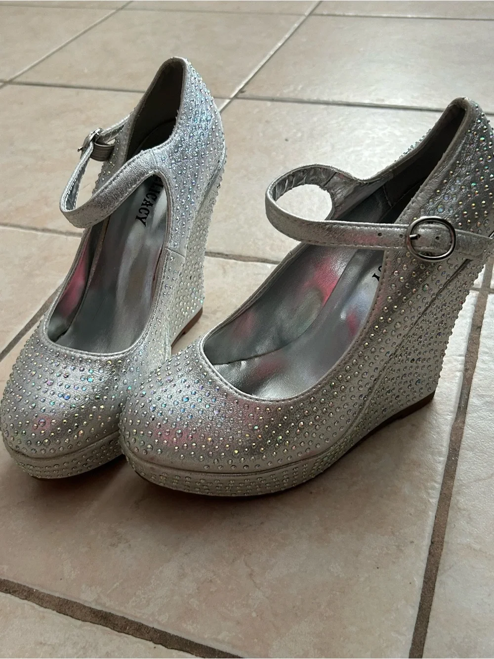 Delicacy Iridescent Silver Rhinestone wedge Shoes